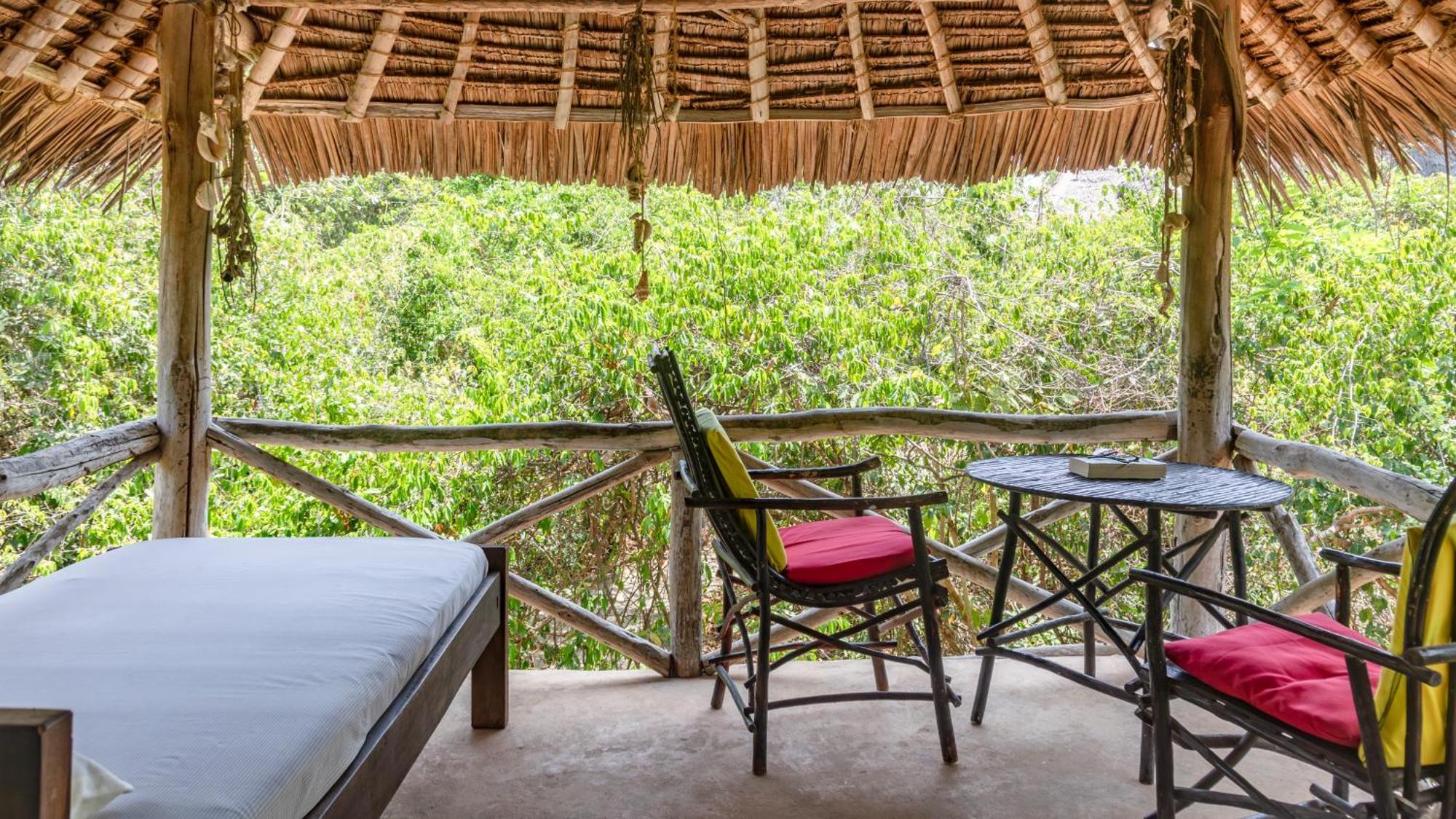Stilts Diani Beach Bagian luar foto
